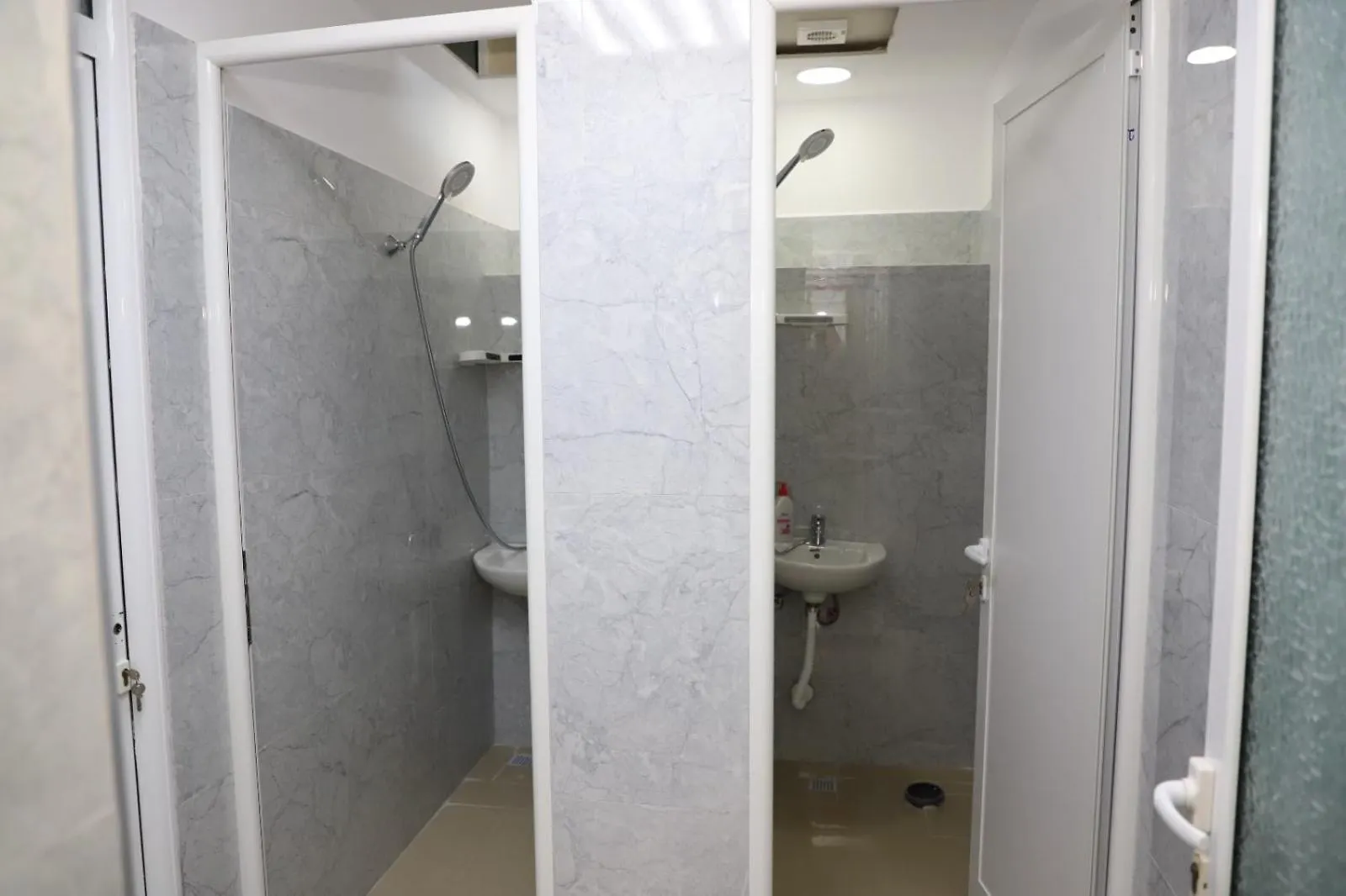Univers Hostel Berat